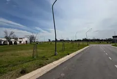 Barrio abierto Eco Lagos: Lote 360 m² listo para construir con todos los servicios. General Lagos — imagen 3