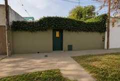 Casa 2 dormitorios con galpón — Barrio Matheu, Rosario — imagen 2