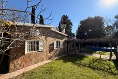 Casa con pileta, galería y parque sobre terreno de 739 m² en Pueblo Esther — imagen 25