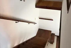 Casa de dos plantas con pileta y quincho sobre dos lotes, en Parque Vernazza — imagen 14