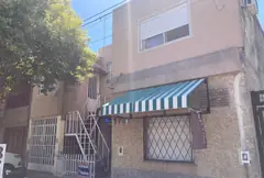 Departamento de dos dormitorios en Planta Alta - Villa Gobernador Galvez APTO CREDITO — imagen 1