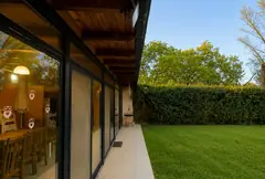 Casa de tres dormitorios con pileta y quincho a metros del río — imagen 15