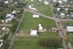 Terrenos en Pueblo Esther a metros del río, con escritura inmediata y todos los Servicios — imagen 10